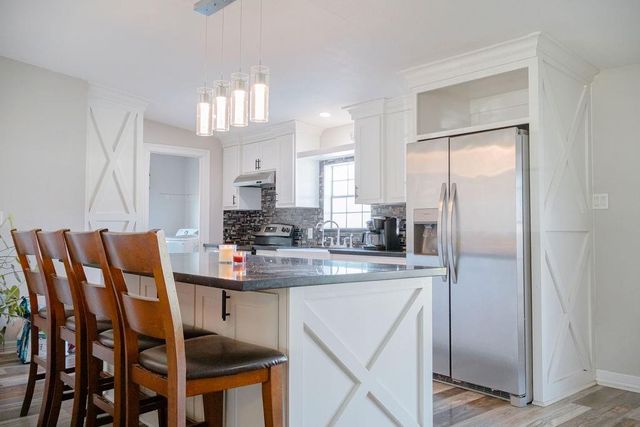 6703 Trail Loop E, Rosharon, TX 77583