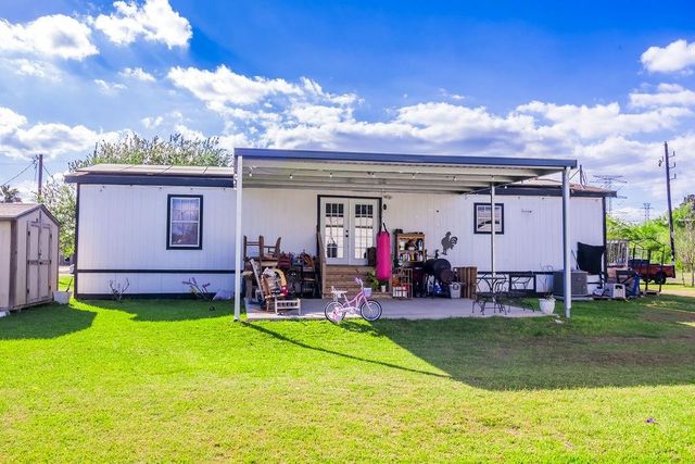 6703 Trail Loop E, Rosharon, TX 77583