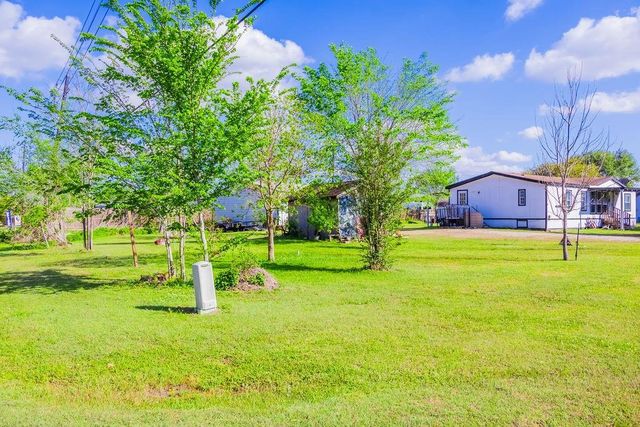 6703 Trail Loop E, Rosharon, TX 77583