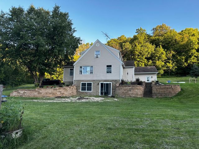 9350 75th Street NW, Byron, MN 55920