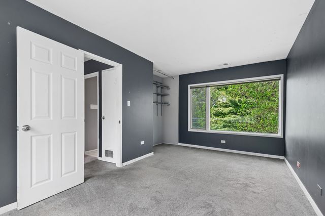 2303 Hutchison Road, Flossmoor, IL 60422