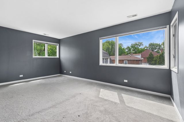 2303 Hutchison Road, Flossmoor, IL 60422