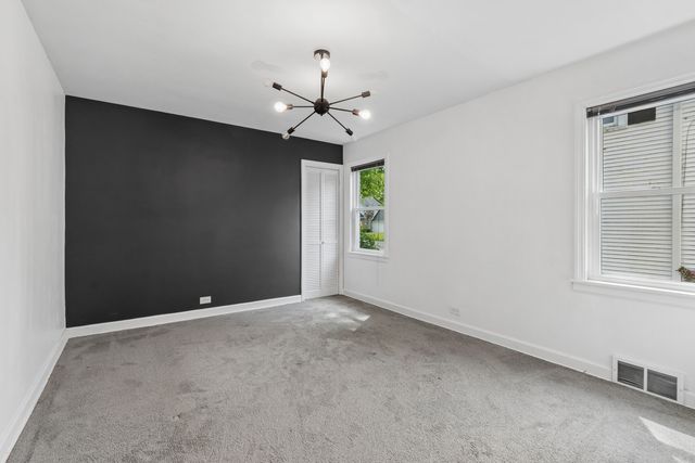 2303 Hutchison Road, Flossmoor, IL 60422
