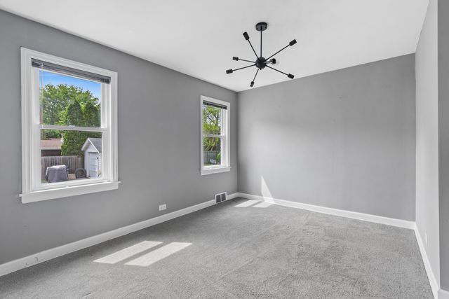 2303 Hutchison Road, Flossmoor, IL 60422
