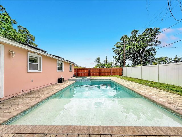 8820 58TH LANE N, Pinellas Park, FL 33782