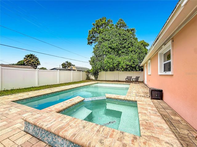 8820 58TH LANE N, Pinellas Park, FL 33782