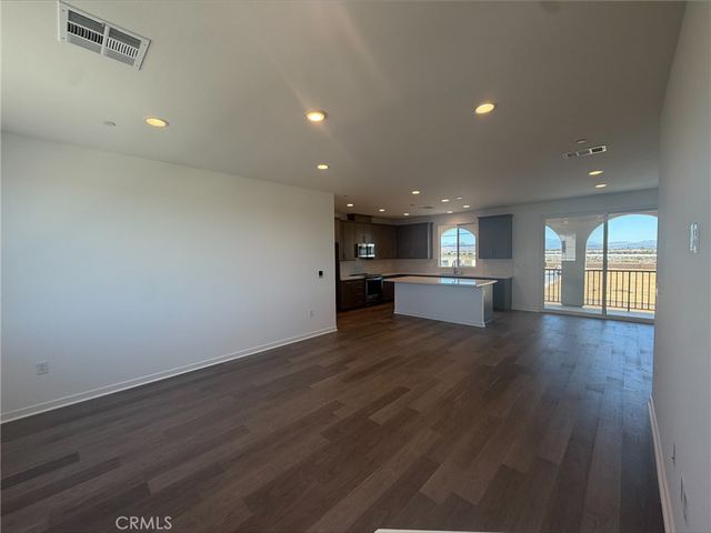 4732 South Momentum Paseo, Ontario, CA 91761