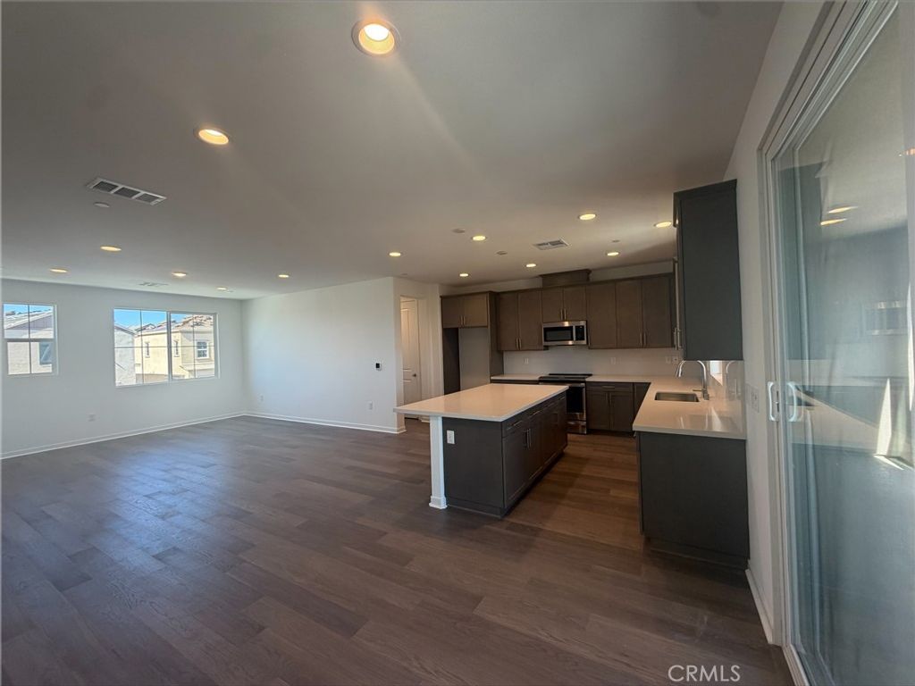 4732 South Momentum Paseo, Ontario, CA 91761 — photo 5