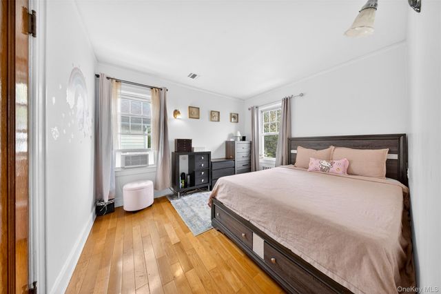 2946 169th Street, Flushing, NY 11358