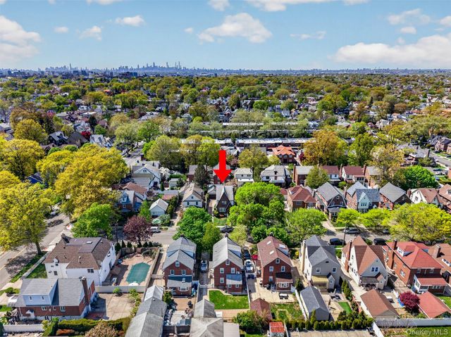 2946 169th Street, Flushing, NY 11358