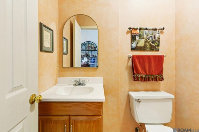 3911 N Bluebonnet Rd, Baton Rouge, LA 70809