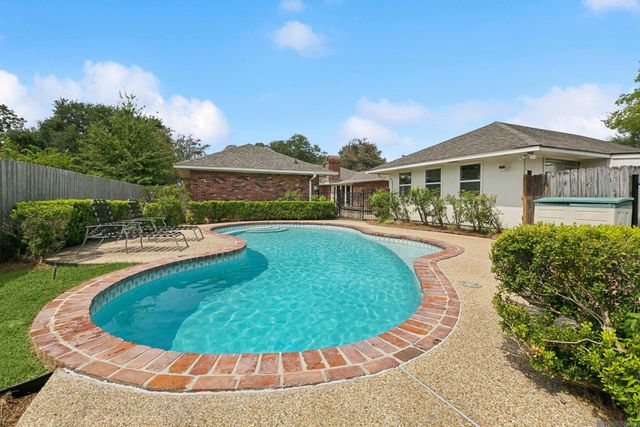 3911 N Bluebonnet Rd, Baton Rouge, LA 70809