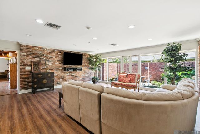 3911 N Bluebonnet Rd, Baton Rouge, LA 70809