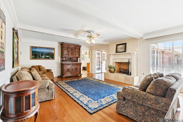 3911 N Bluebonnet Rd, Baton Rouge, LA 70809