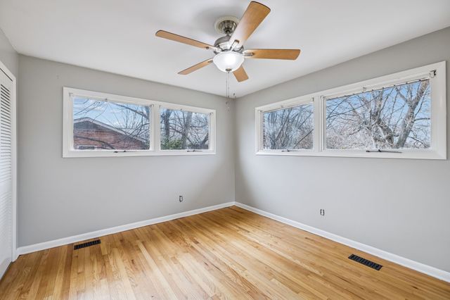 1002 Walton Dr, Murfreesboro, TN 37130