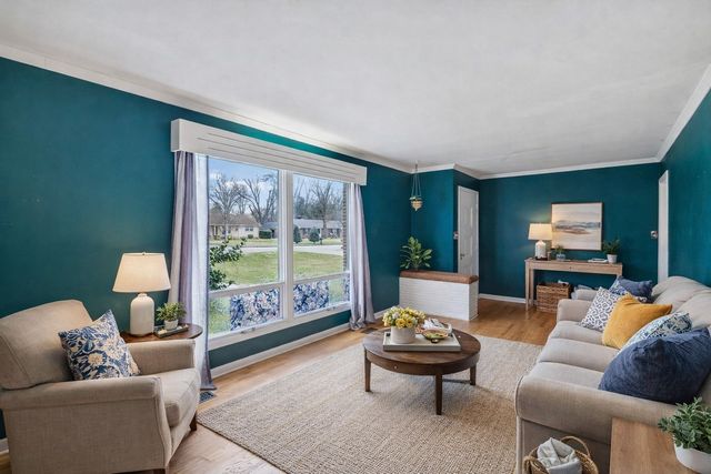 1002 Walton Dr, Murfreesboro, TN 37130