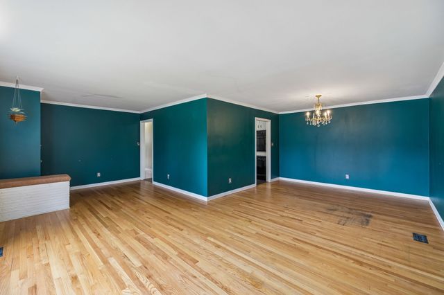 1002 Walton Dr, Murfreesboro, TN 37130