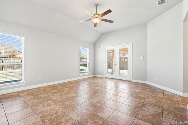 420 Bee Caves Cv, Cibolo, TX 78108