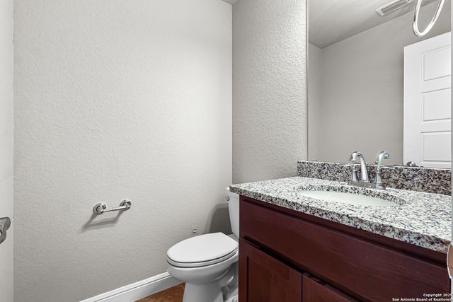 420 Bee Caves Cv, Cibolo, TX 78108