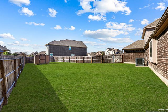 420 Bee Caves Cv, Cibolo, TX 78108
