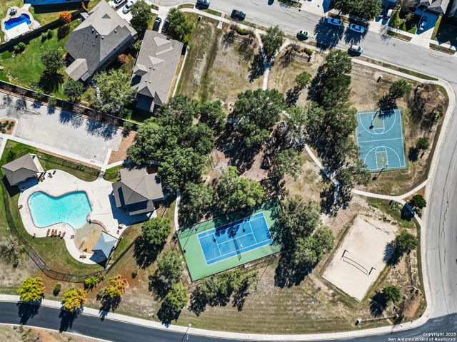 420 Bee Caves Cv, Cibolo, TX 78108