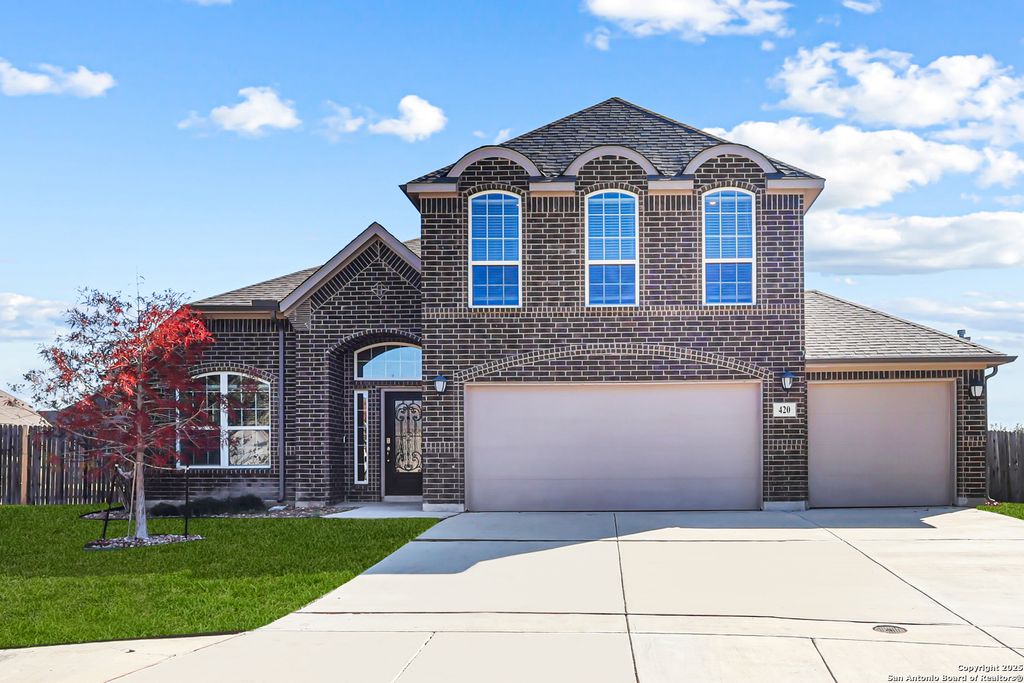 420 Bee Caves Cv, Cibolo, TX 78108