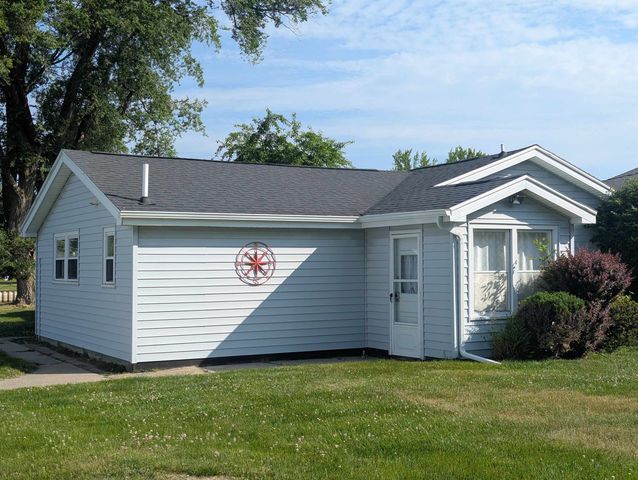 620 Burt Street, Au Gres Twp, MI 48703