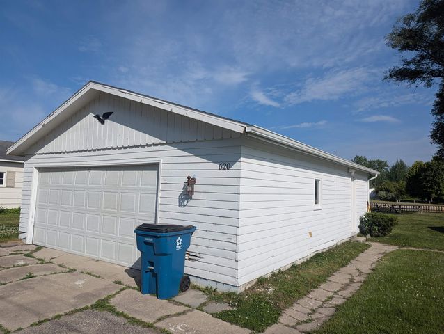 620 Burt Street, Au Gres Twp, MI 48703