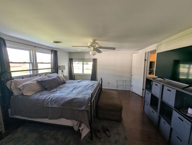 620 Burt Street, Au Gres Twp, MI 48703