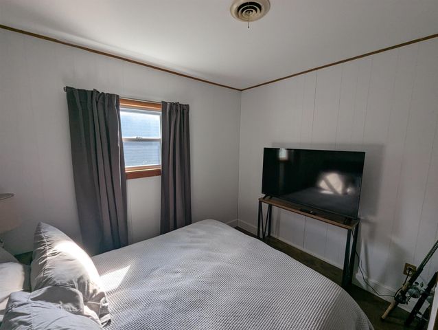 620 Burt Street, Au Gres Twp, MI 48703