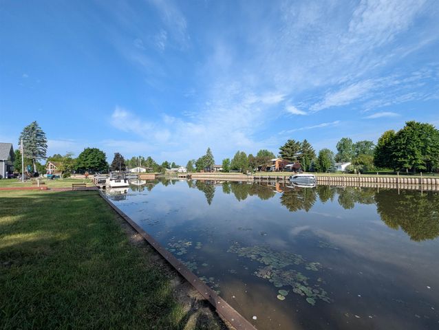 620 Burt Street, Au Gres Twp, MI 48703