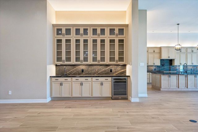 620 Appia Drive, Kemah, TX 77565