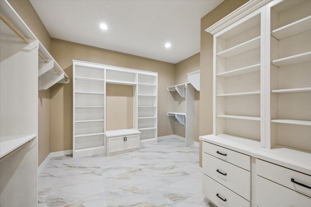 620 Appia Drive, Kemah, TX 77565