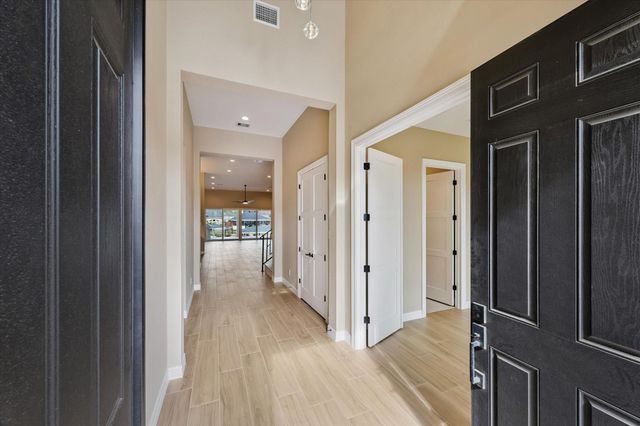 620 Appia Drive, Kemah, TX 77565