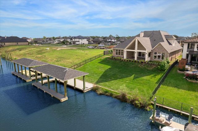 620 Appia Drive, Kemah, TX 77565