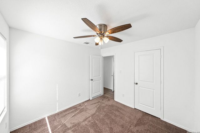 8802 McCoy Pass, Converse, TX 78109