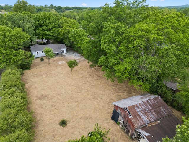 1210 Old State Highway 109N, Gallatin, TN 37066