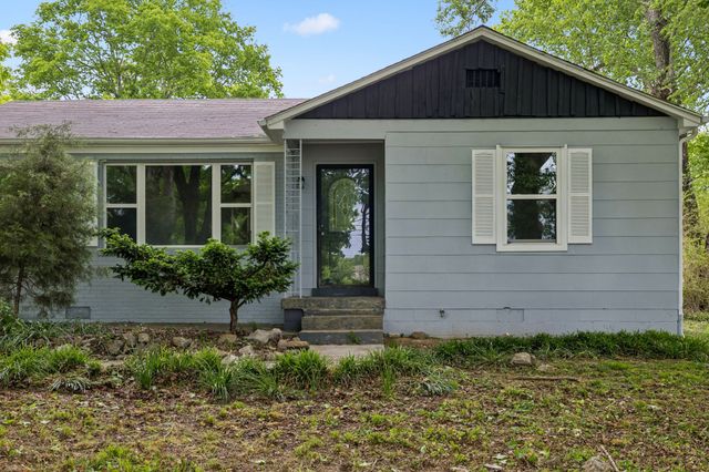 1210 Old State Highway 109N, Gallatin, TN 37066