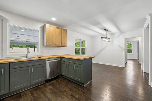 1210 Old State Highway 109N, Gallatin, TN 37066