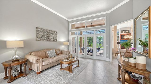 6682 SAINT JAMES CROSSING, University Park, FL 34201