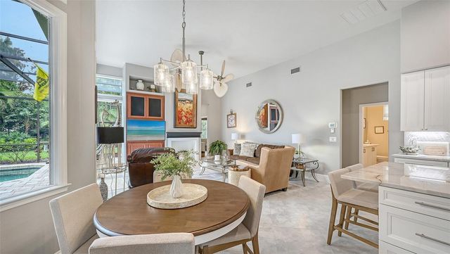 6682 SAINT JAMES CROSSING, University Park, FL 34201