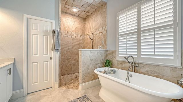 6682 SAINT JAMES CROSSING, University Park, FL 34201