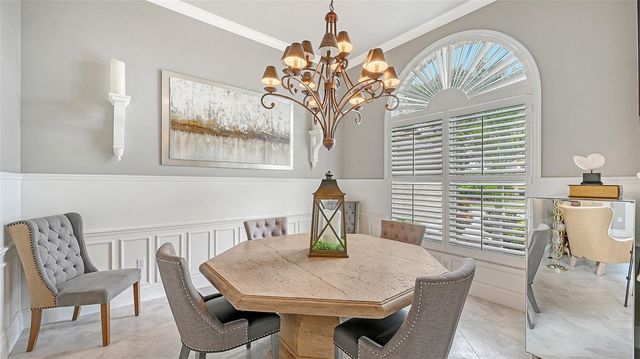 6682 SAINT JAMES CROSSING, University Park, FL 34201