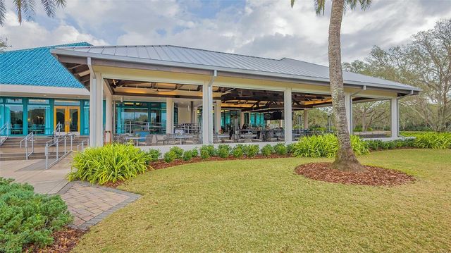 6682 SAINT JAMES CROSSING, University Park, FL 34201