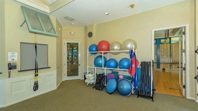 6682 SAINT JAMES CROSSING, University Park, FL 34201