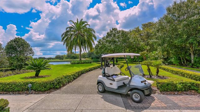6682 SAINT JAMES CROSSING, University Park, FL 34201