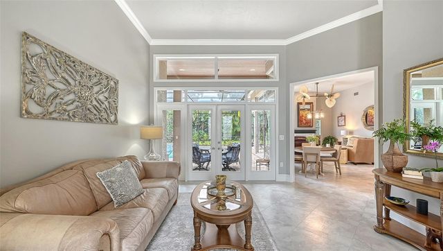 6682 SAINT JAMES CROSSING, University Park, FL 34201