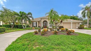 6682 SAINT JAMES CROSSING, University Park, FL 34201