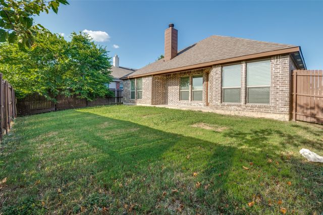 347 Creekside Way, Waxahachie, TX 75165