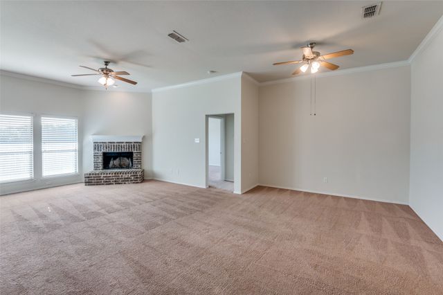 347 Creekside Way, Waxahachie, TX 75165